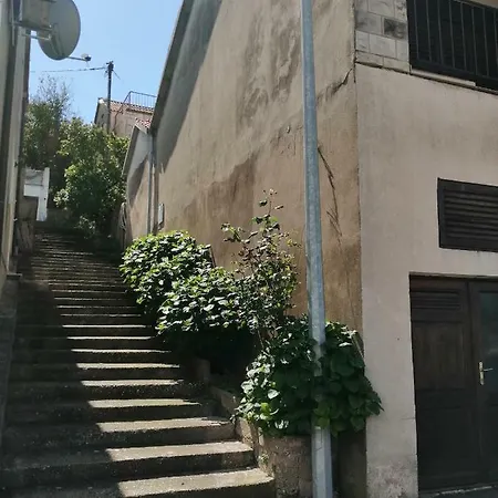 Paraiso & Brna